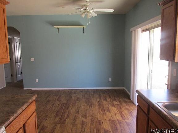 4th image of 3304 N Central St