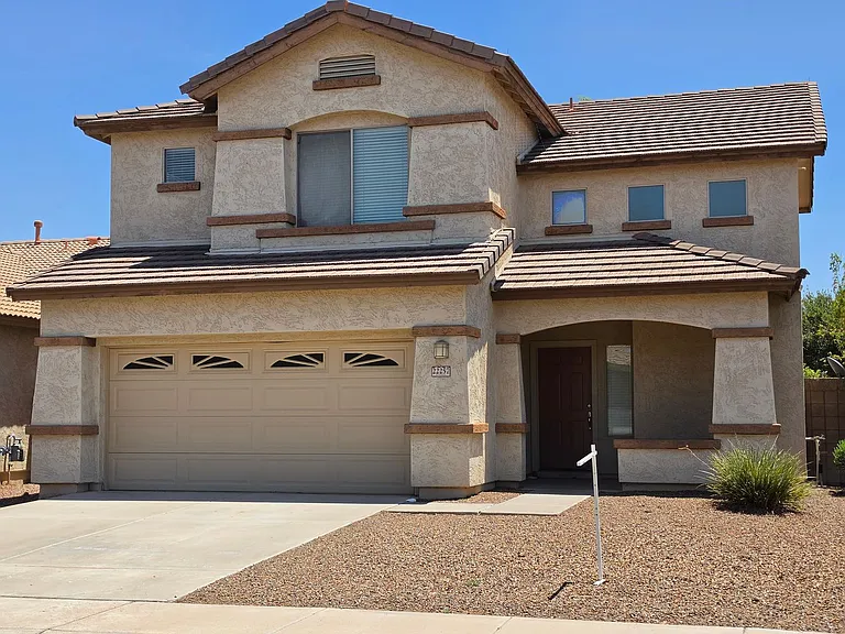 22257 N Gibson Dr — Photo 2