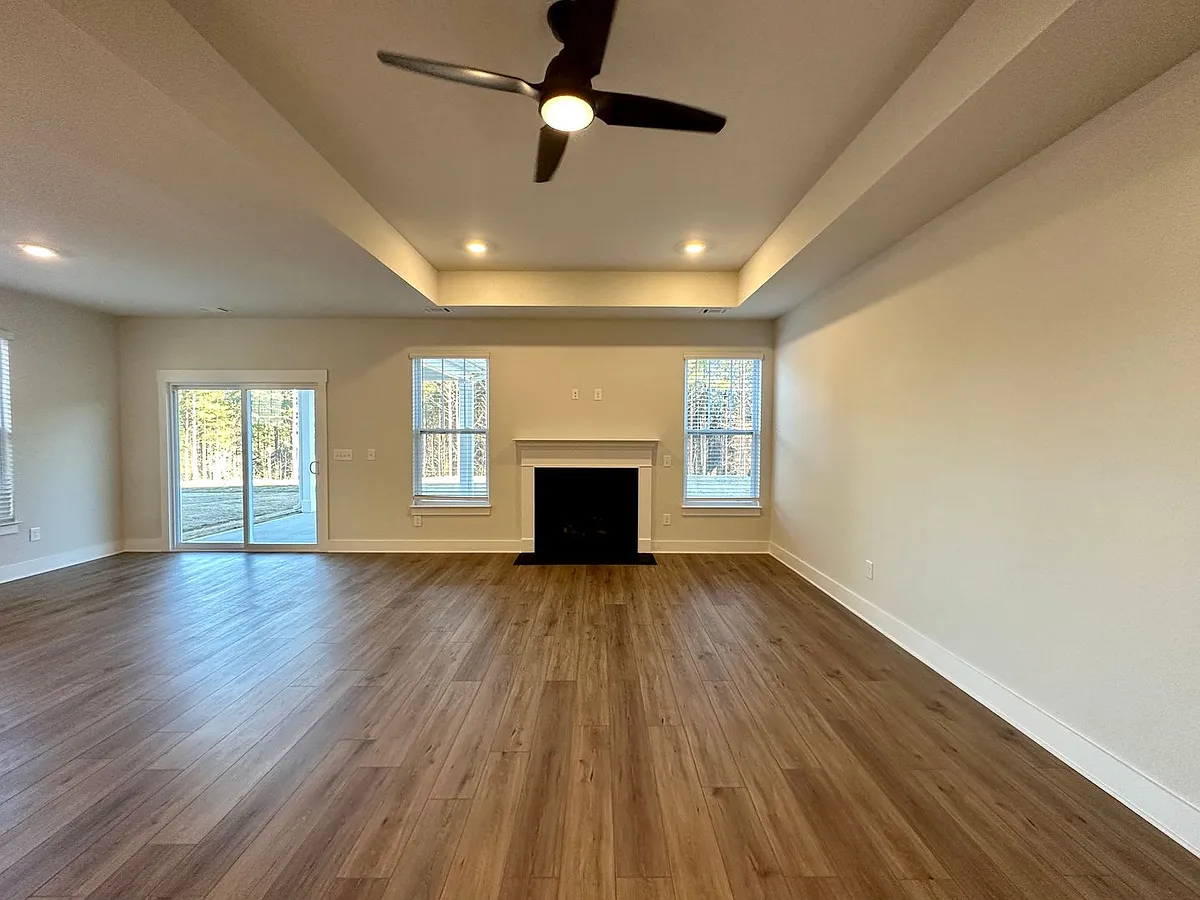 Building Photo - 125 Grange Valley Ln