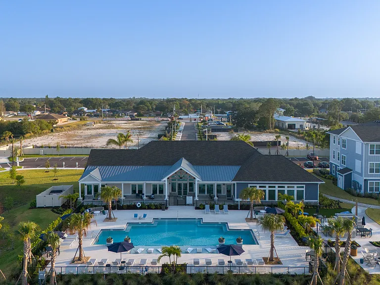 The Pointe at Palm Bay — Photo 25