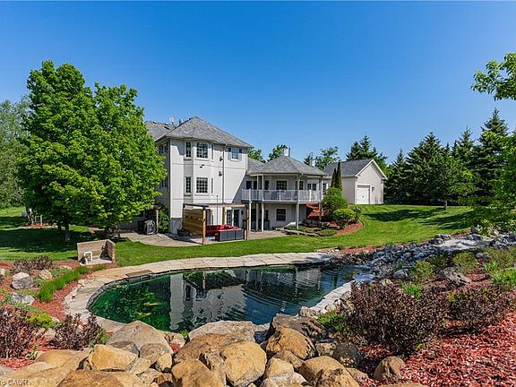 3rd image of 6805 Concession Rd #2