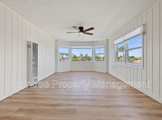 146 N Cedros Ave, Solana Beach, CA 92075