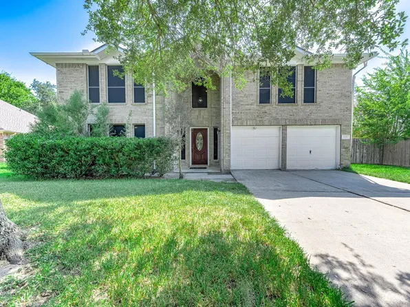 1835 Taylor Creek Dr, Fresno, TX 77545