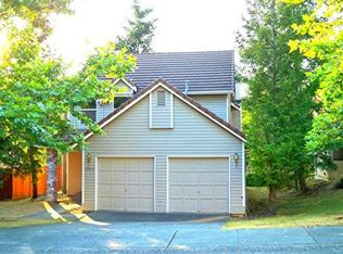 17415 NE 28th St, Redmond, WA 98052