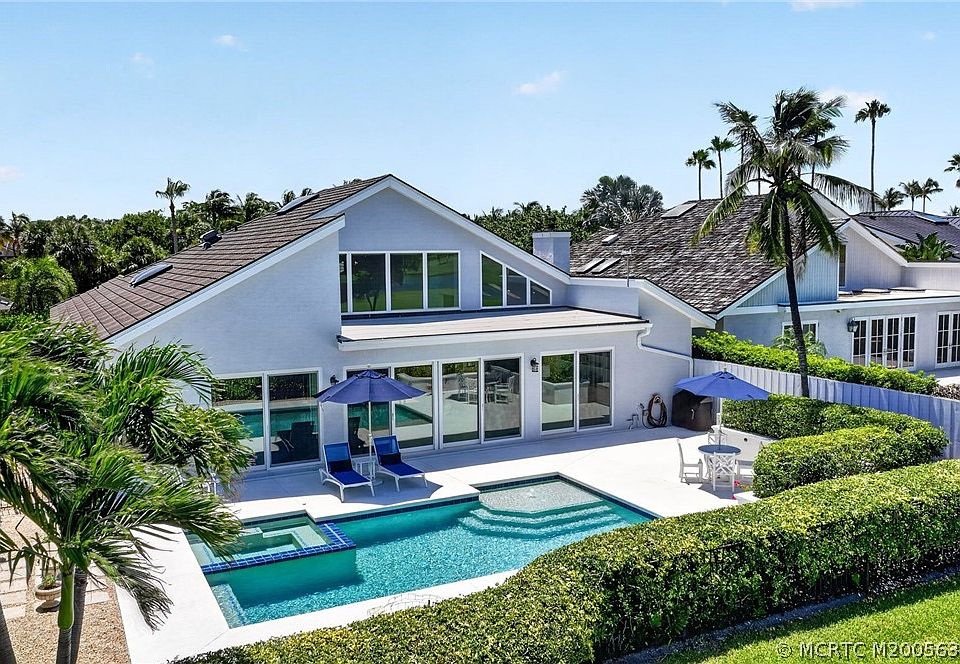 1st image of 6943 SE Harbor Cir