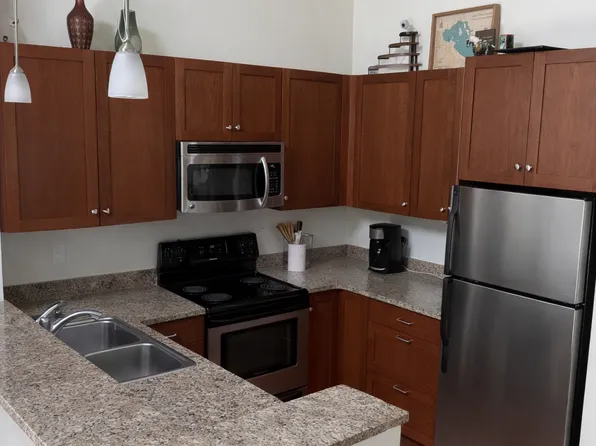 3 Milk St APT 2, Westborough, MA 01581