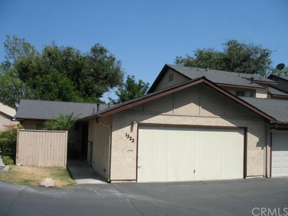 1st image of 1322 N Tam O Shanter Dr