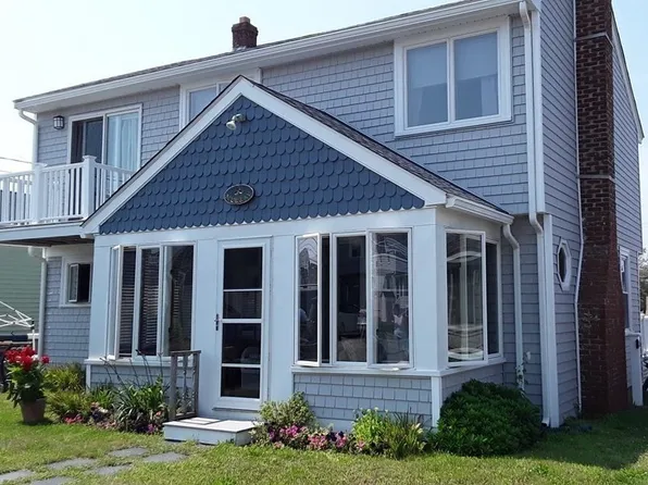 65 Foster Ave, Marshfield, MA 02050