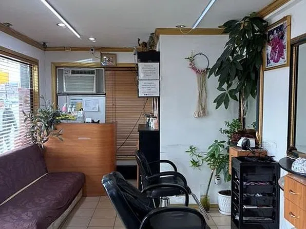 71-01 Northern Blvd #1, East Elmhurst, NY 11370