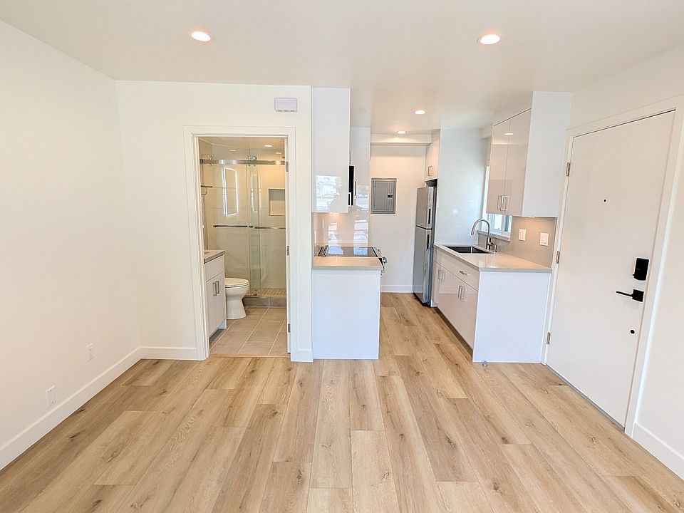 Kitchen & Bath View