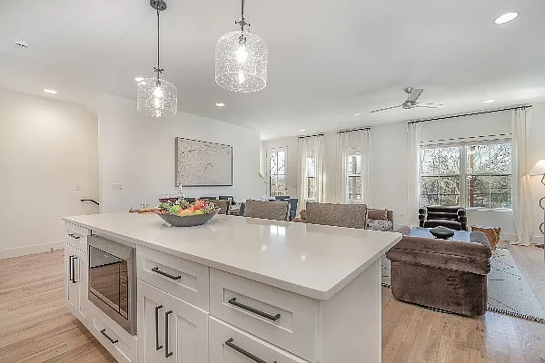1699 Lischey Ave — Photo 20