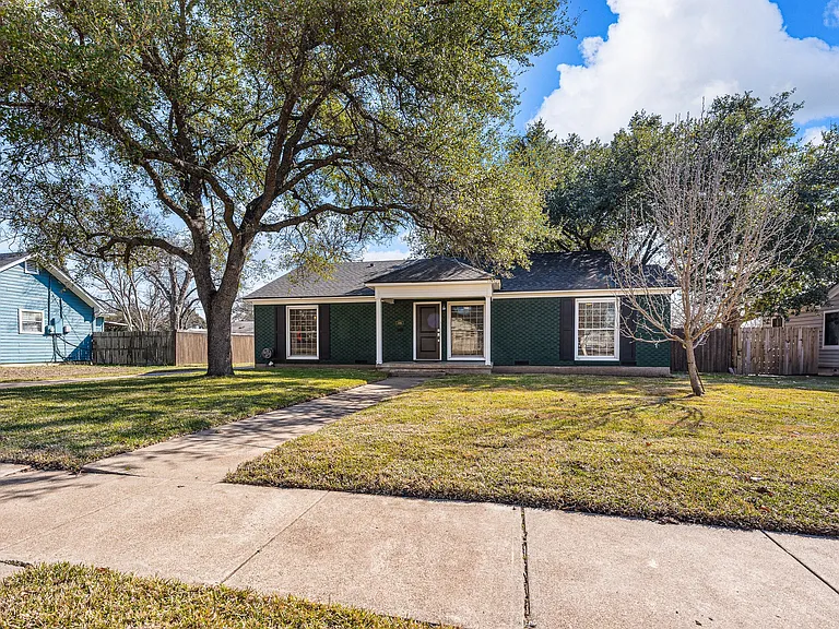 33066 Cumberland Ave — Photo 5