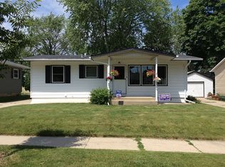 2163 S 99th St, West Allis, WI 53227