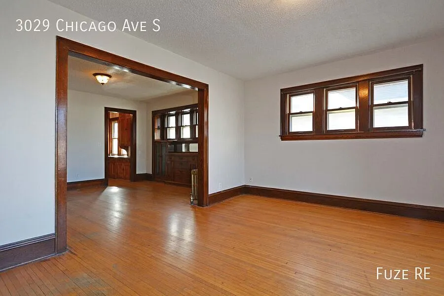 Building Photo - 3029 Chicago Ave S