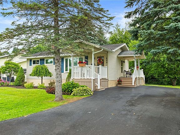 3rd image of 400 Homestead Dr
