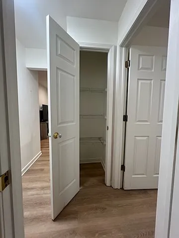 2 bed, 1200 sqft, $3,650 — Photo 4