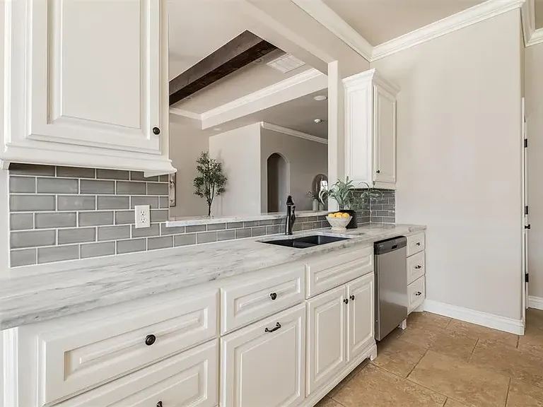 3008 Wind Call Ln — Photo 7