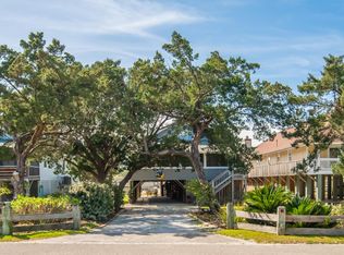 129 Atlantic Ave, Pawleys Island, SC 29585