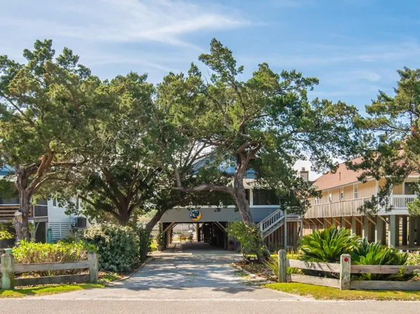 129 Atlantic Ave., Pawleys Island, SC 29585