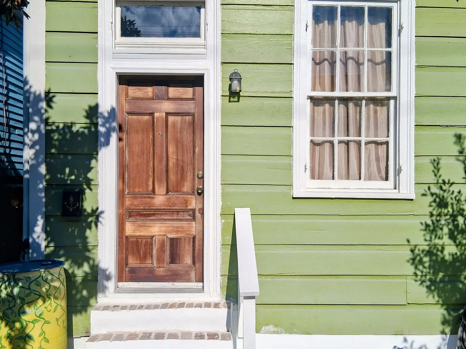 3 bed, 880 sqft, $1,800 — Photo 2