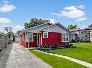 7737 39th St, Lyons, IL 60534