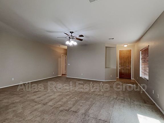 3rd image of 133 E Palomino Way