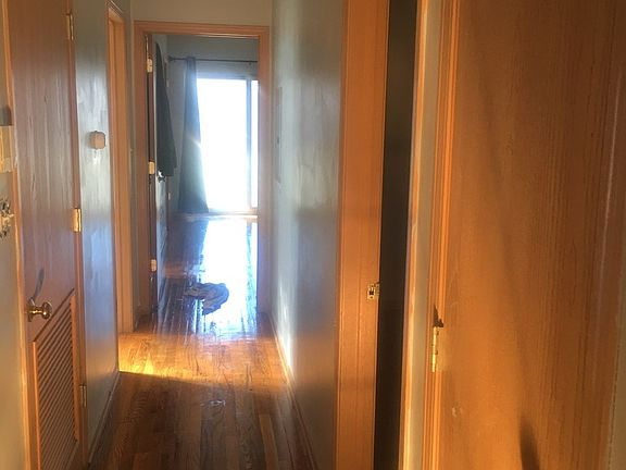 2nd image of 4256 S Vincennes Ave #1