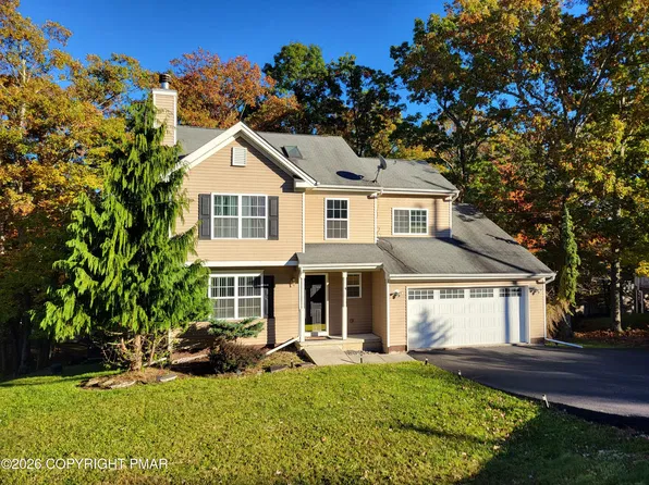 1125 Dorset Dr, Bushkill, PA 18324
