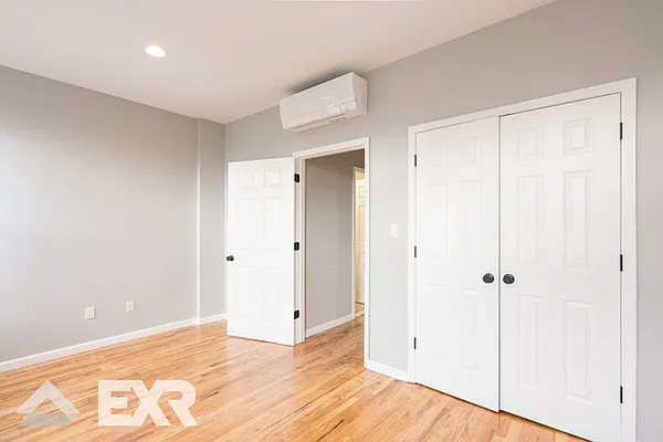 Rented by EXR | media 5