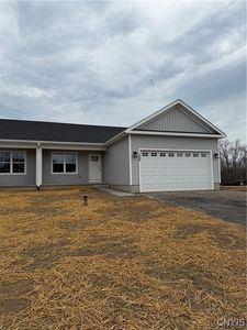 306 Nicks Way, Syracuse, NY, 13209