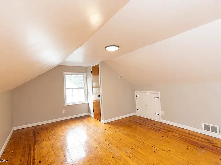 3987 Lancaster Rd — Photo 9