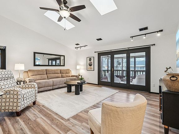 5th image of 4116 80th Pl