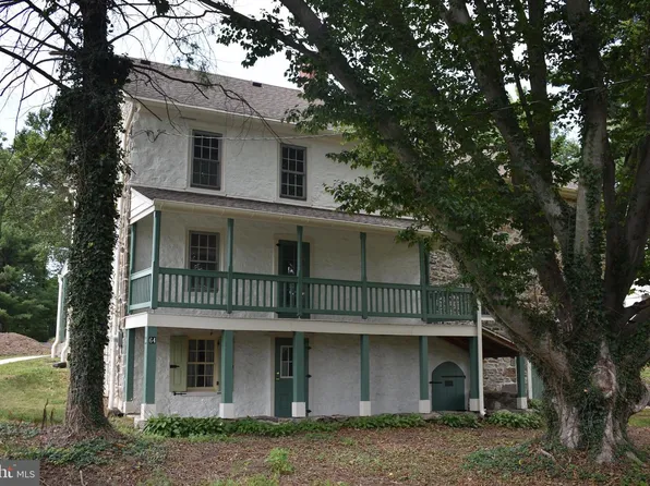 64 Fleetwood Rd, Fleetwood, PA 19522