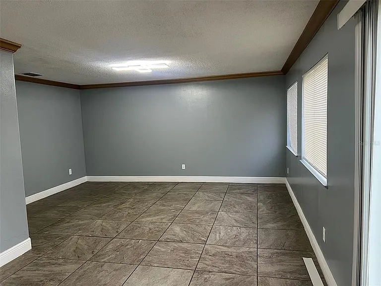 Timberbend Cir — Photo 15