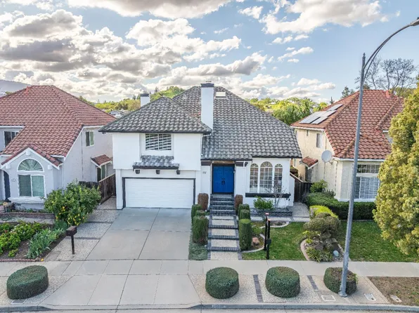 5999 Porto Alegre Dr, San Jose, CA 95120