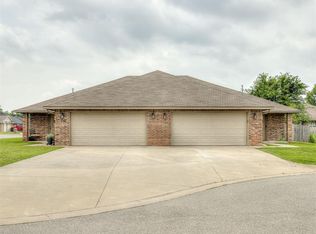704 NE 21st St #706, Newcastle, OK 73065