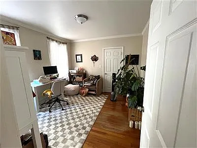 22 Rice St — Photo 6