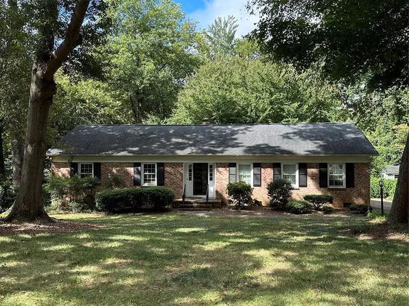 5208 Guildbrook Rd, Charlotte, NC 28226