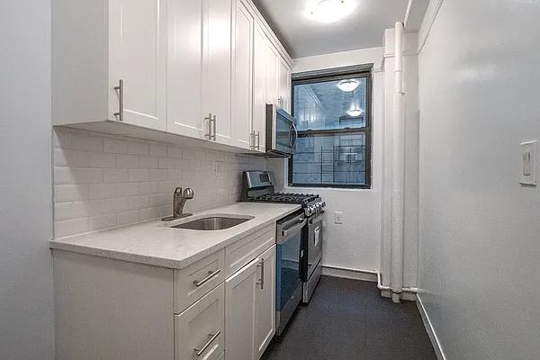 Rented by Rita S Citrin, LREB | media 28