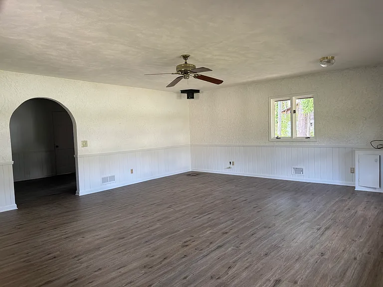 12610 Providence Rd — Photo 6