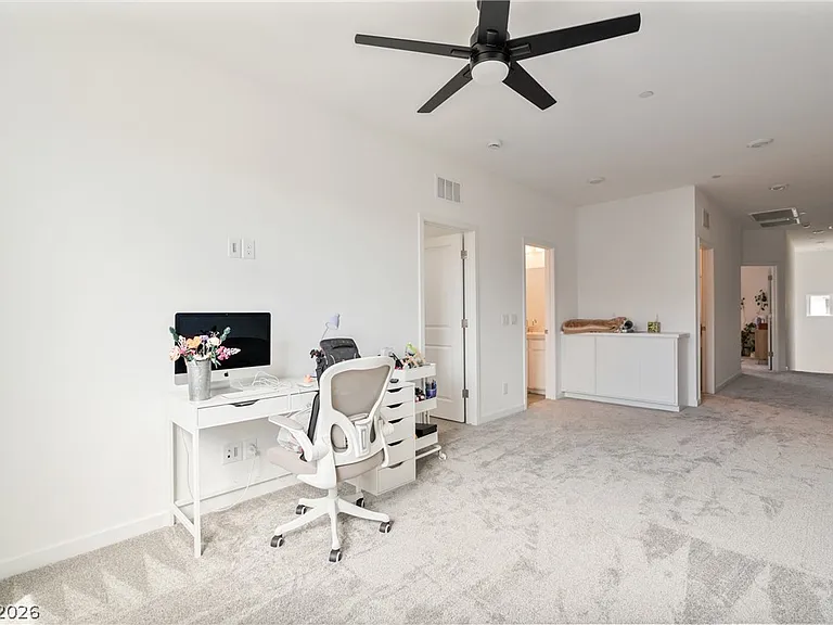 222 Krameria Ave — Photo 15