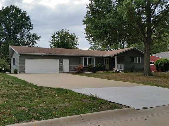 2nd image of 15 Schwartz Dr