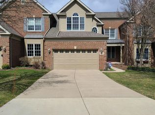 44468 Broadmoor Blvd, Northville, MI 48168