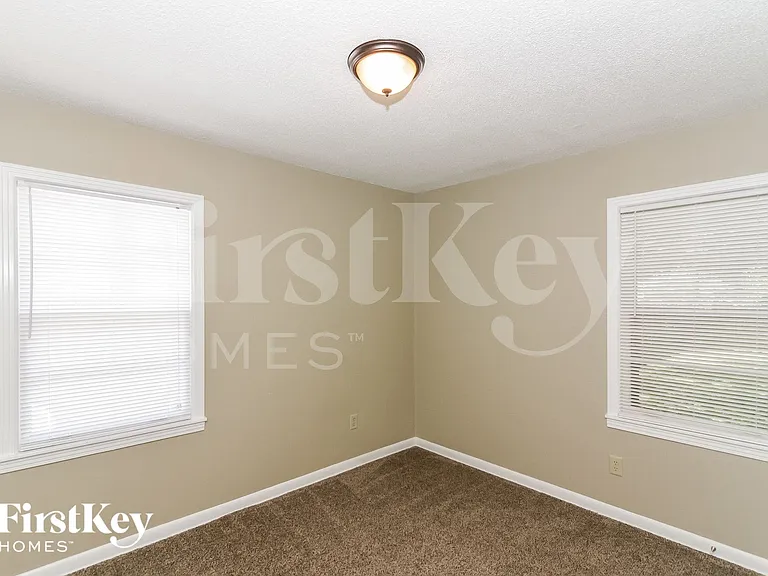 1347 Wilbec Rd — Photo 12