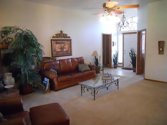 2nd image of 1413 SW 131st Ter