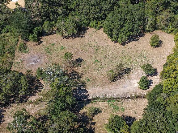 5th image of 5015 Sunnybrook Dr