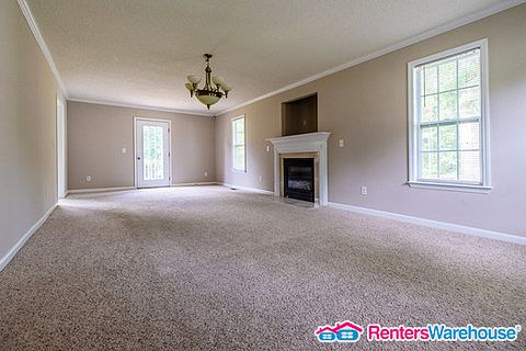 2nd image of 29 Dove Pointe Ln