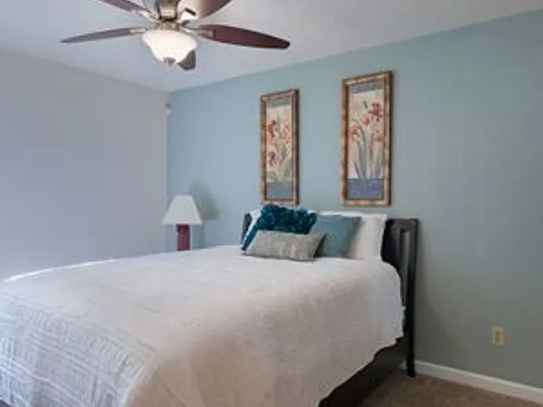 Windscape Apartments — Photo 12