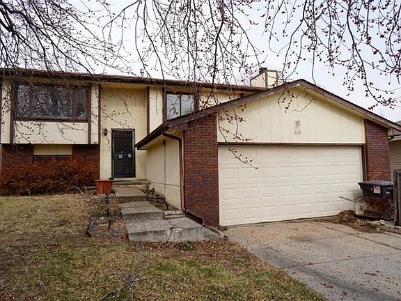 2nd image of 612 W Burt Dr