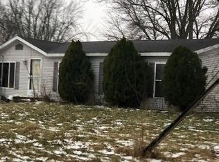 871 Center St, Walkerton, IN 46574